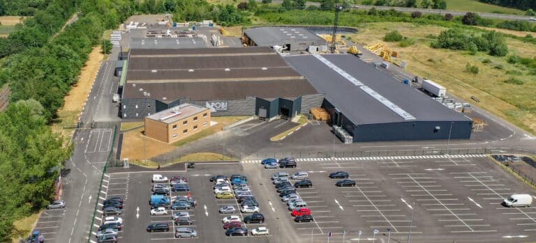 Vue drone de l'usine POBI, située à la charité sur Loire.